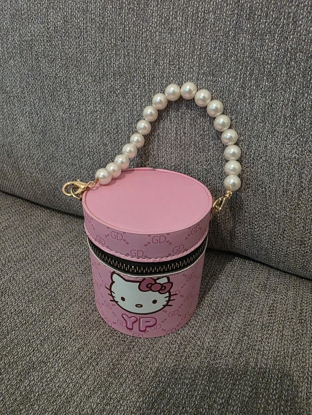 New Kitty Pearl Design Handle Mini Bag - 20 Mini Lip Glosses, Sparkles, Lip Tint